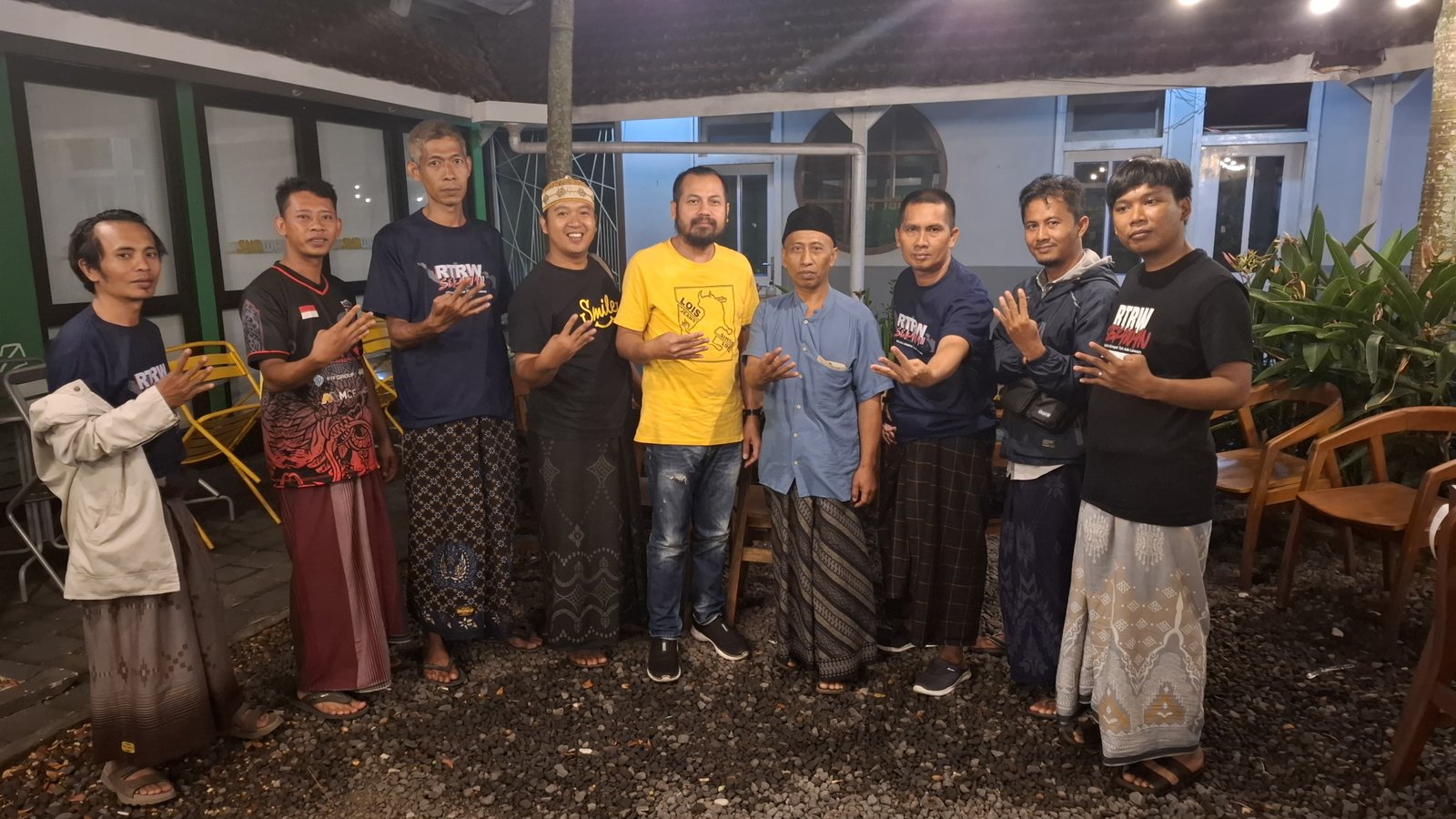 Dari Kebersamaan Warga, Bolone Cak To Hadirkan Brewog Audio Meriahkan Karnaval Desa Sukodermo